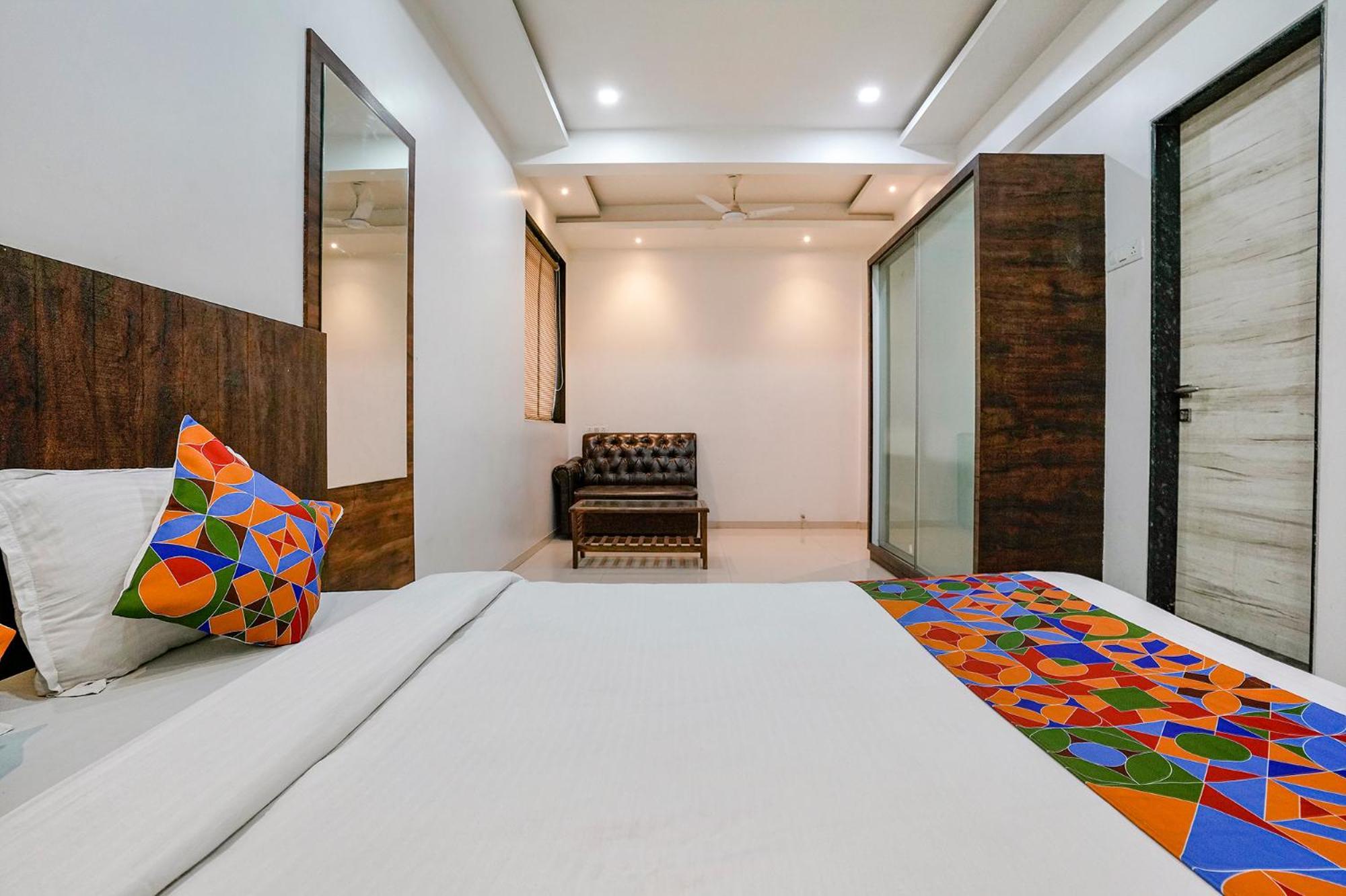 Kashele Fabhotel Krishna Inn מראה חיצוני תמונה