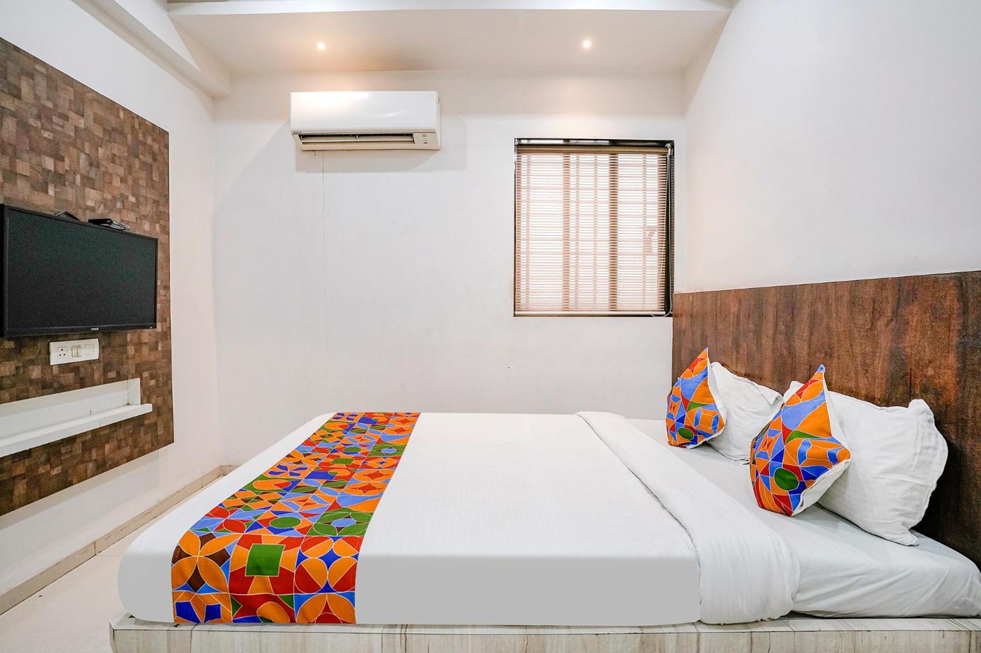 Kashele Fabhotel Krishna Inn מראה חיצוני תמונה